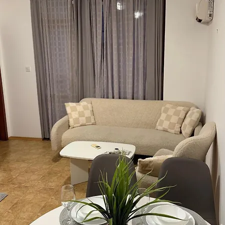 Apartmán For Guests In Complex Siana *